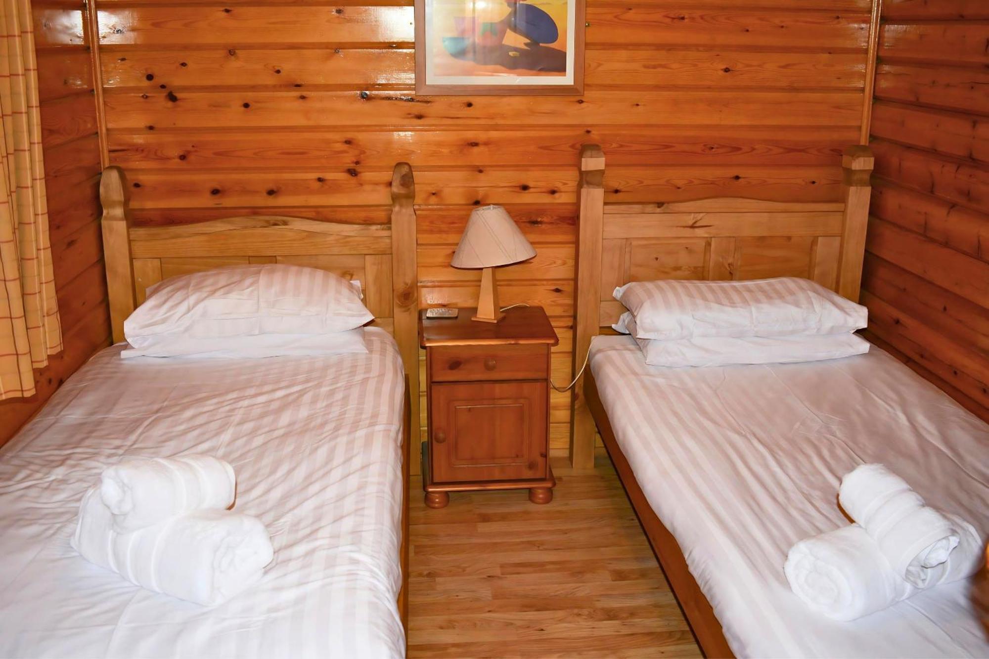 Peaceful Cowslip Lodge - Finlake Spa Resort In Devon Chudleigh Екстериор снимка