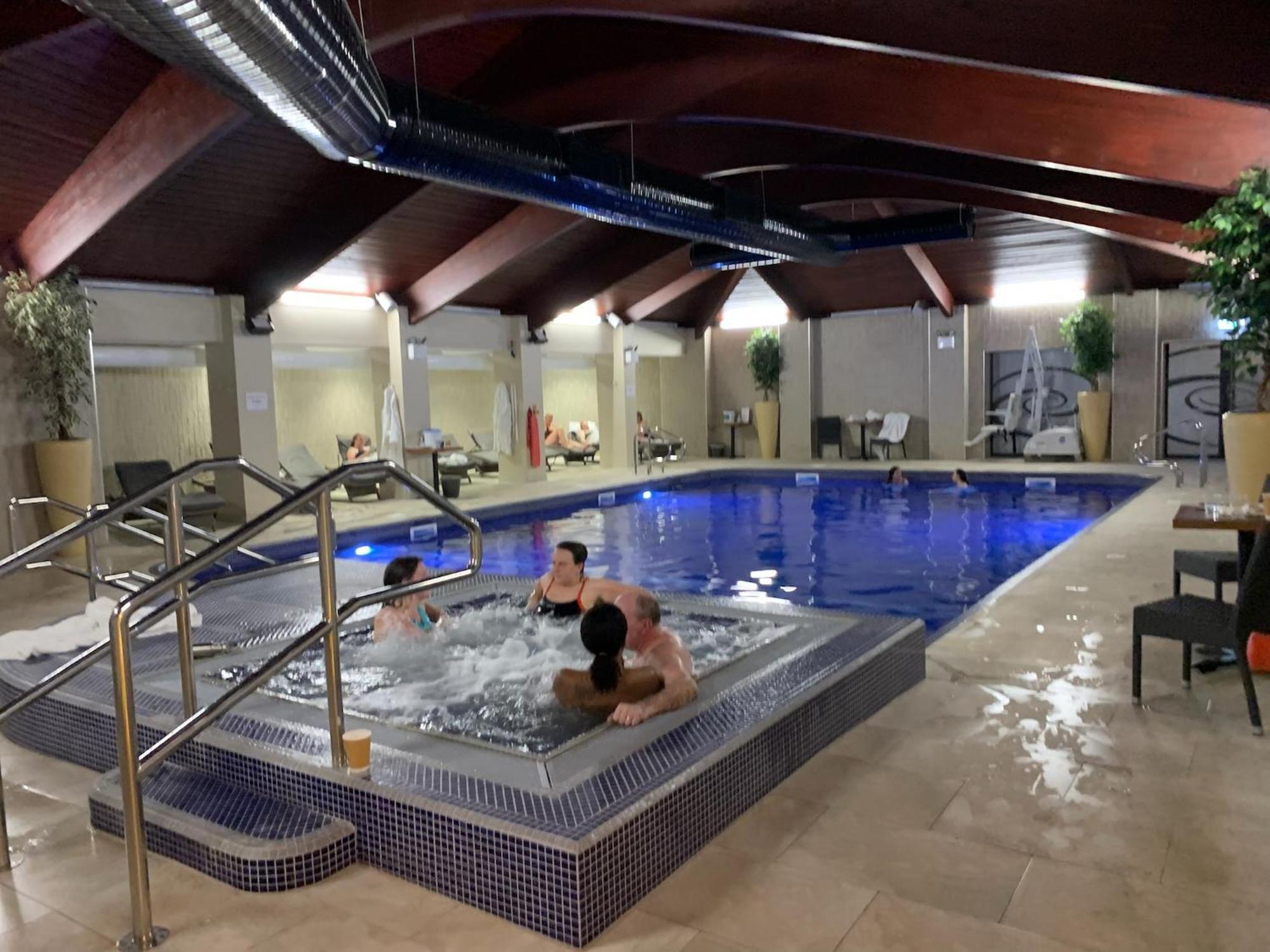 Peaceful Cowslip Lodge - Finlake Spa Resort In Devon Chudleigh Екстериор снимка